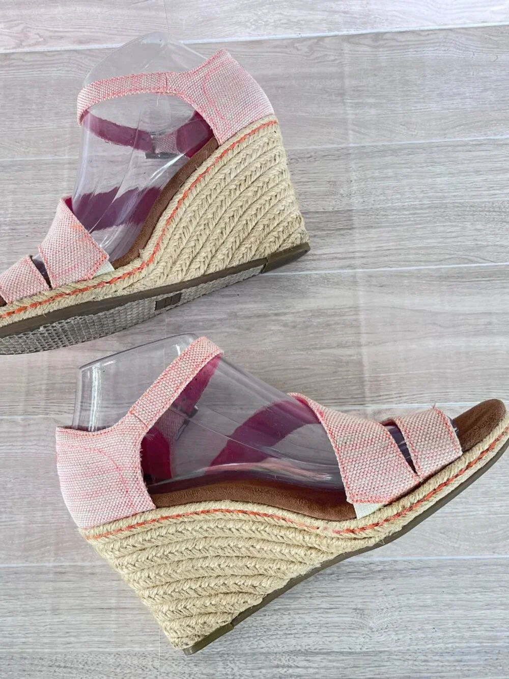 TOMS Women's Clarissa Wedge Espadrille Coral, Orange Tangerine Size 7.5W